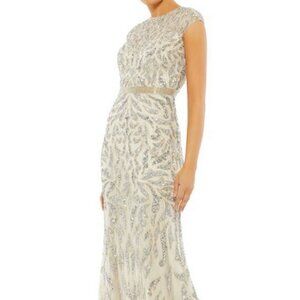 Mac Duggal Nude Silver Beaded Paisley Sleeveless Trumpet Gown